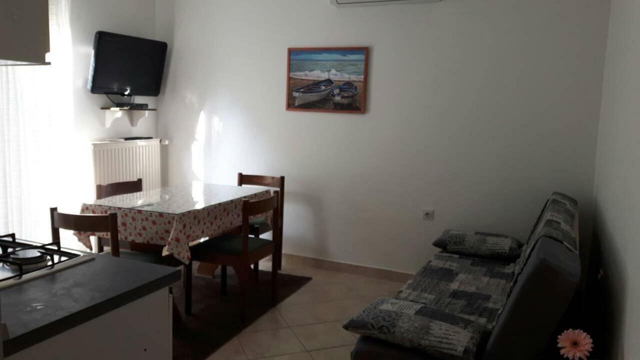 App Bajic Apartment อูมัค ภายนอก รูปภาพ