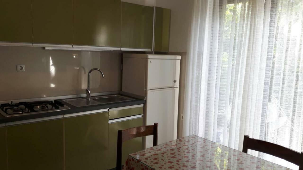 App Bajic Apartment อูมัค ภายนอก รูปภาพ